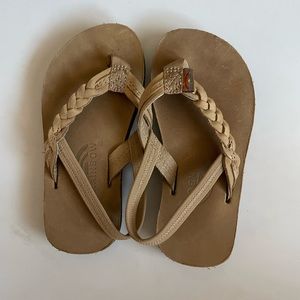 Rainbow’s Size 5/6c Sandals